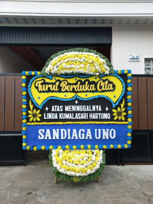 Papan Bunga Duka di Gunungbentang