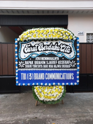 Papan Bunga Duka di Gunungbentang
